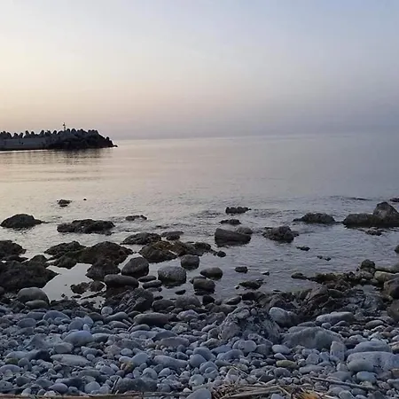 Bay Village * Mílatos